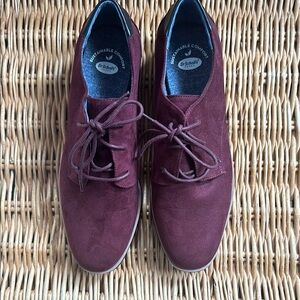 Dr. Scholl's Burgundy Suede Oxfords